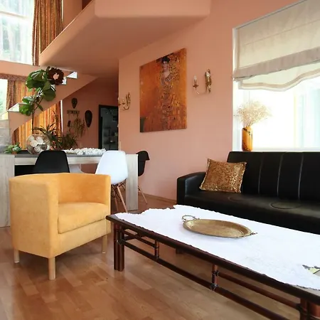 Six Steps From The Forest Zigos (Kavala)