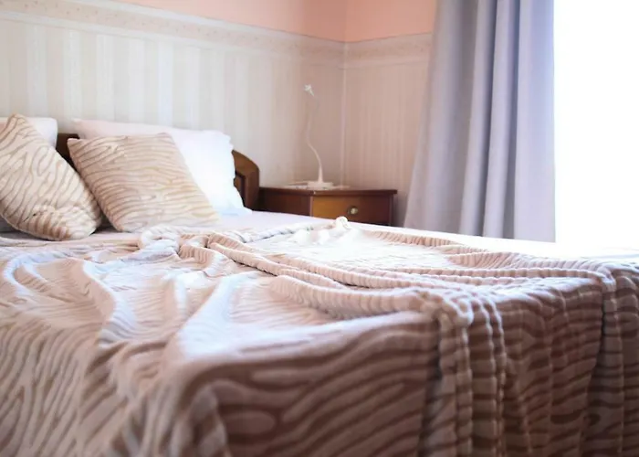 Six Steps From The Forest Holiday home